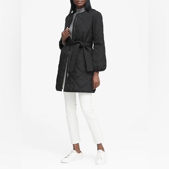 Banana Republic Jackets & Blazers - Banana Republic Water-Resistant Quilted Coat NWOT
